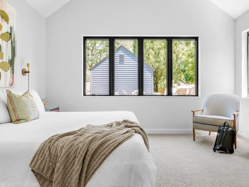 Hướng đặt cửa sổ cũng là điều vô cùng quan trọng mà gia chủ cần lưu tâm