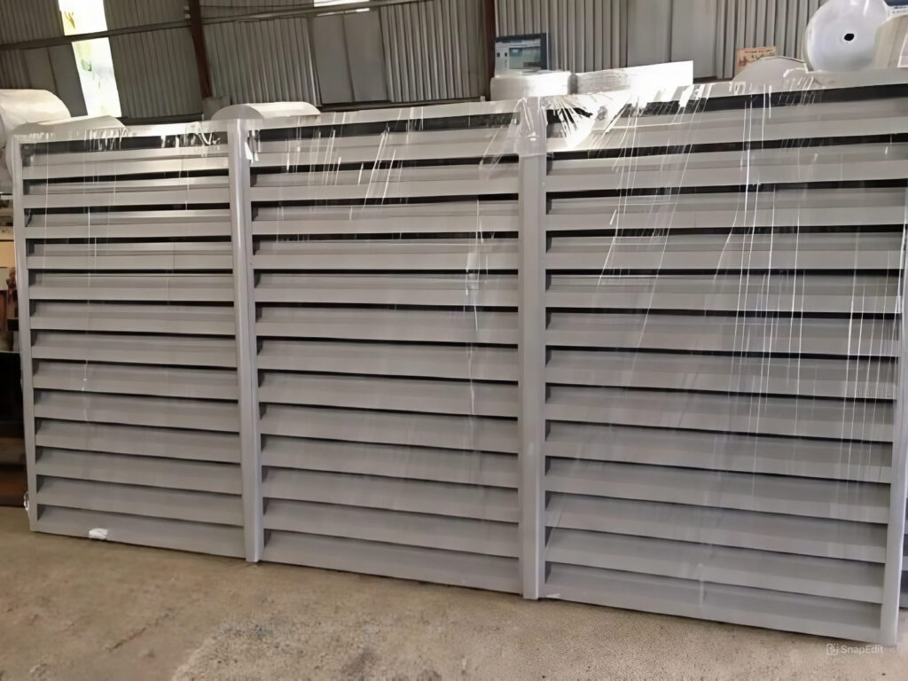 Cửa chớp lật sắt - Hàng Công Trình