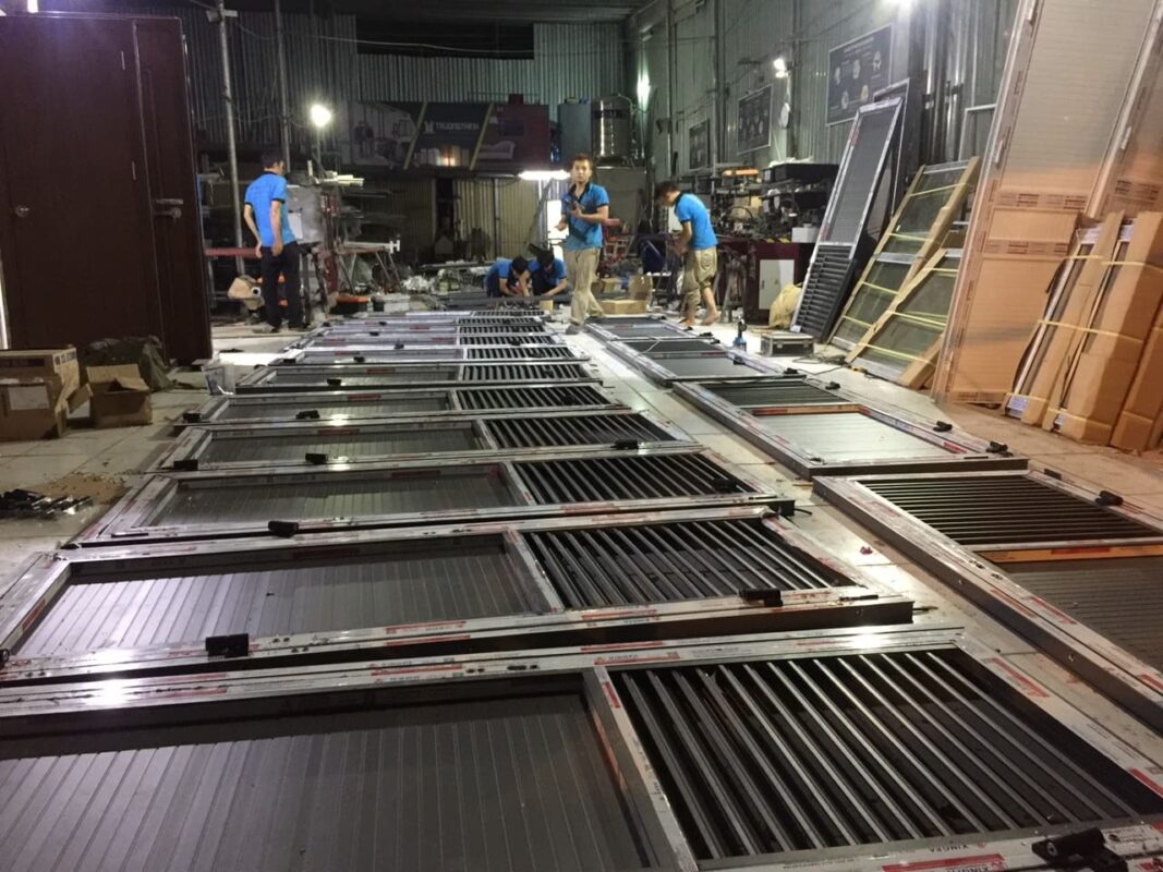 Sản xuất cửa chớp nhôm xingfa - Vật Tư Xây Dựng NTP