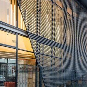 Alternative view of Lam Chắn Nắng 85R